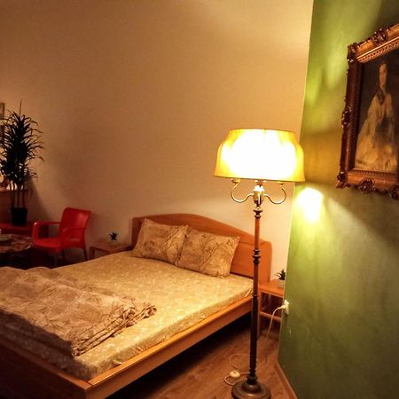 Studio Eva Sajmiste Bagian luar foto